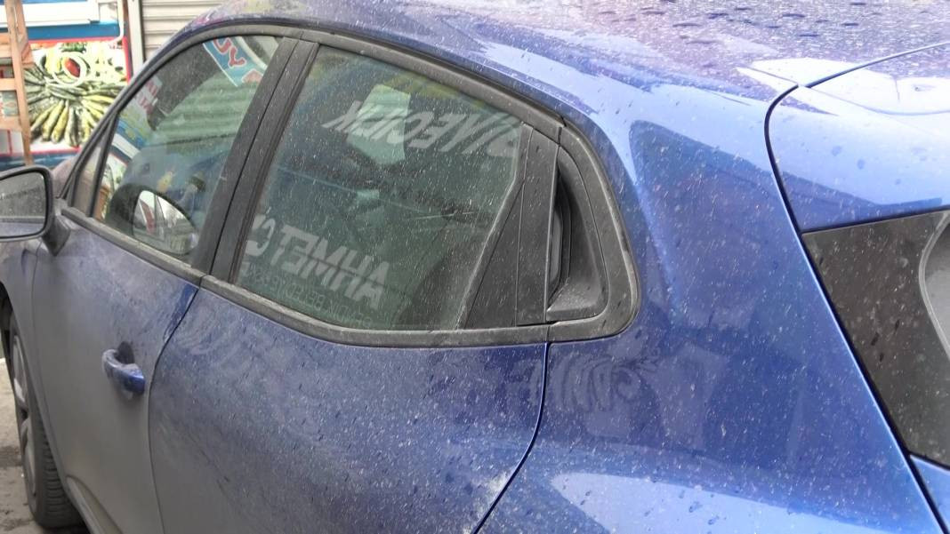 İstanbul’a gökten çamur yağdı! Oto yıkamacılar bayram etti - Resim: 4